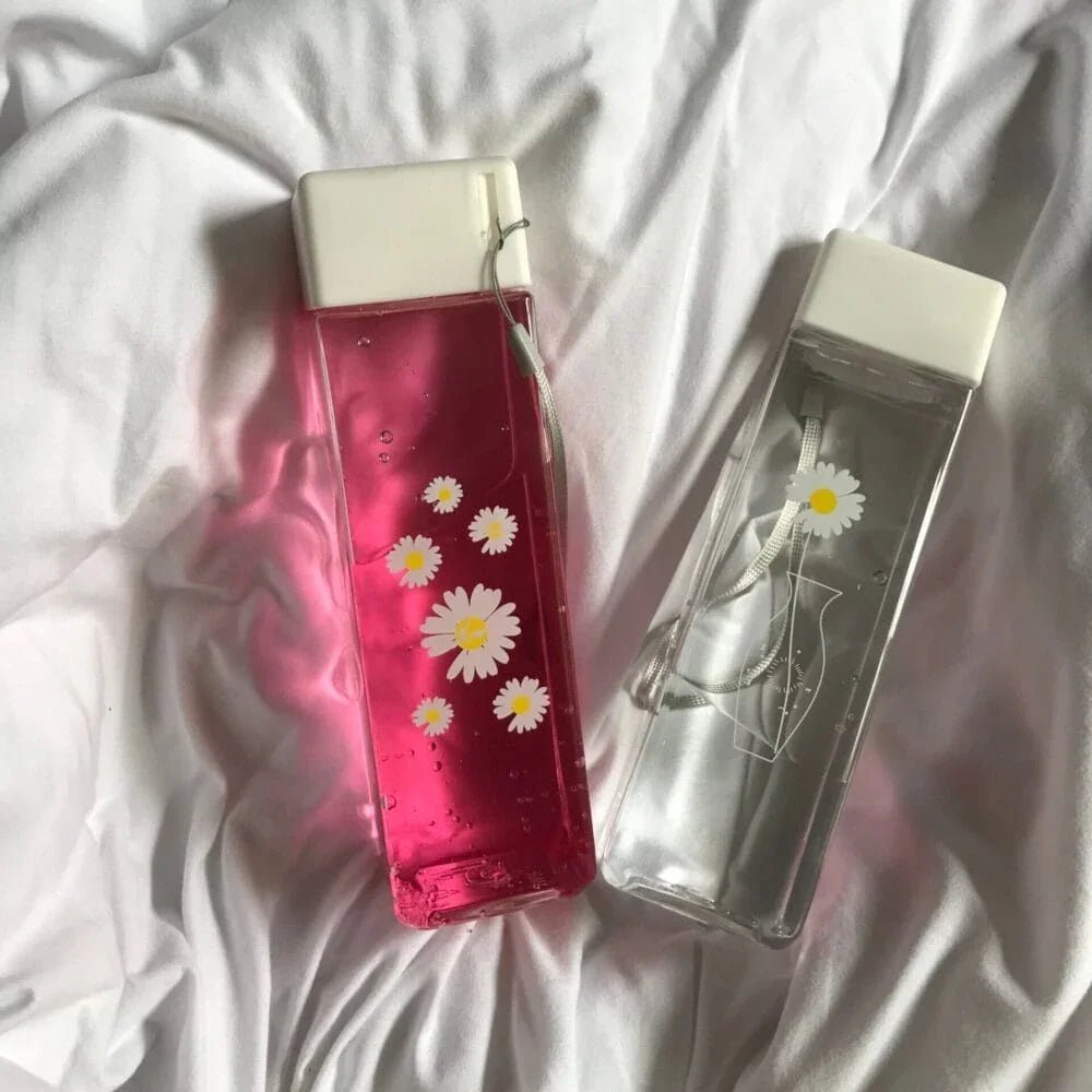 Daisy Water Bottle - Water Bottles - Lyverro