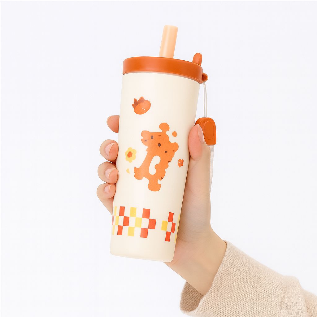 Kids Cartoon Straw Tumbler – 800ml - Lyverro