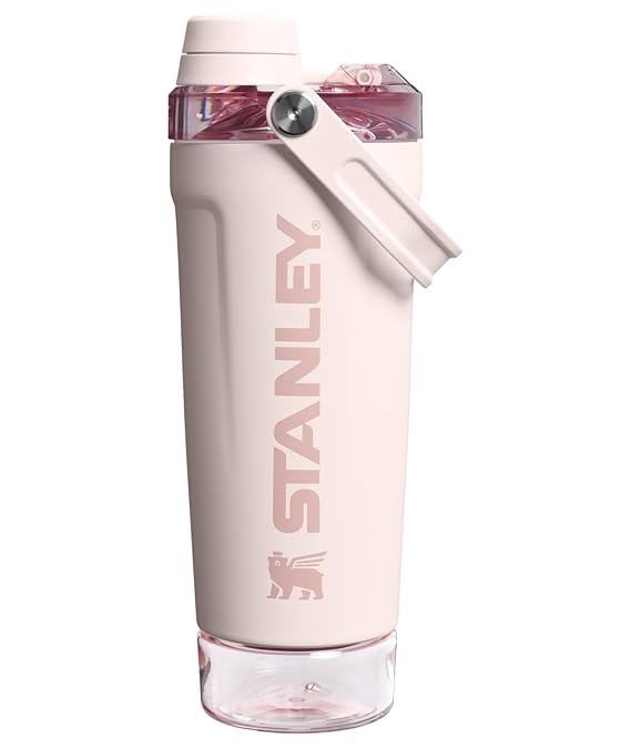 Stanley Activate Shaker Bottle - 20 OZ - Lyverro