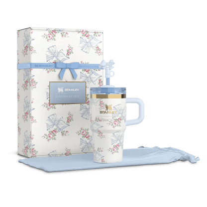 The Stanley X LoveShackFancy Holiday Quencher 20 Oz - Gift Box - Lyverro